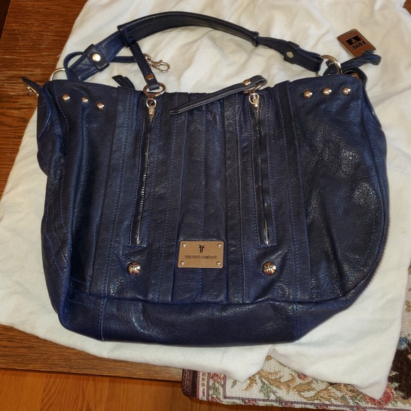 Frye Handbags - FRYE BLUE LEATHER HOBO BAG